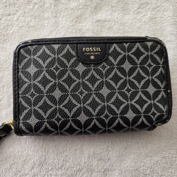 Fossil Black and Gray Crossbody Bag - Picture 10 of 14